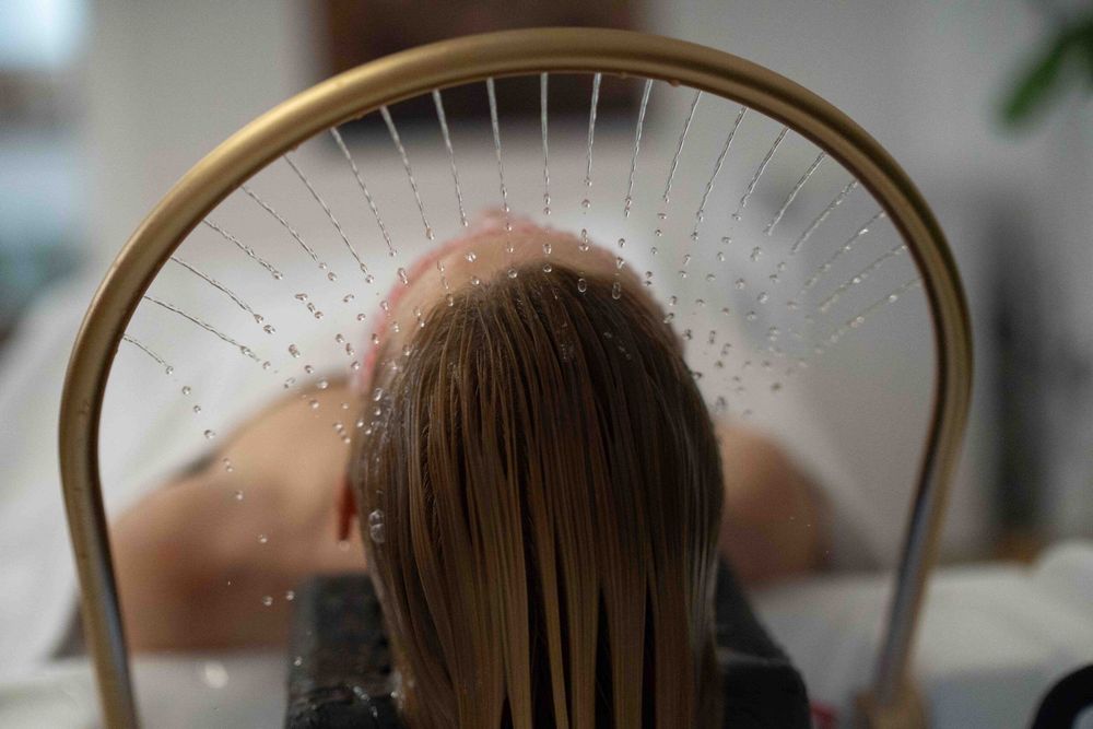 Das Vorschaubild für den Blog-Beitrag Der erste Chinese Head Spa in Deutschland - Ein Interview mit Besitzerin Xue Fei Lindner