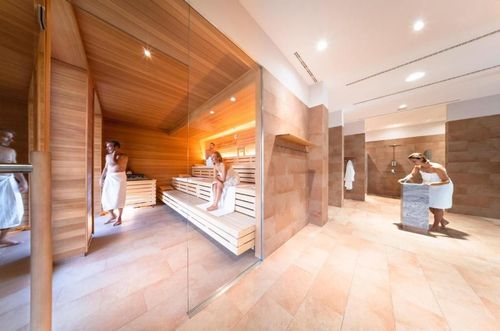 Ein Galleriebild vom Wellnesshotel Gräflicher Park