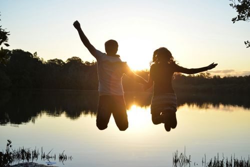 Das Vorschaubild für den Blog-Beitrag Wellness im Sommer: Die unterschätzte Reisezeit für deinen Wellnessurlaub